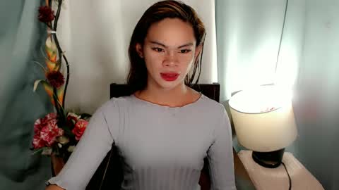 Snapshot of holly_sugar20 chatting on 12-02-24, 01:24 Mika Duhay Velat online show from 12-02-24, 01:24