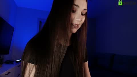 hollyextra online show from 01-12-26, 10:59