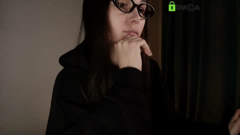 hollyextra online show from 02-20-26, 03:01