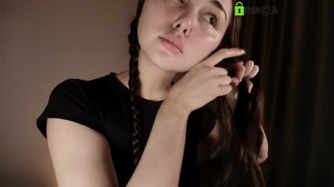 hollyextra online show from 02-26-26, 08:52