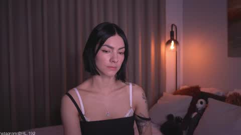 Holly Linder online show from 07-01-26, 02:02