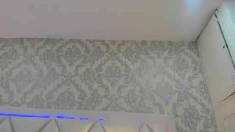 Holly online show from 07-11-26, 12:08