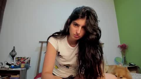 Snapshot of hollyshit_ chatting on 12-24-24, 12:44 hollyshit_ online show from 12-24-24, 12:44