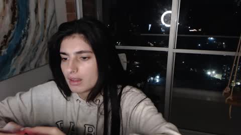 Snapshot of hollyshit_ chatting on 02-13-25, 12:46 hollyshit_ online show from 02-13-25, 12:46