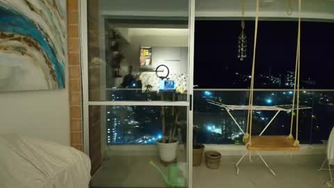 Snapshot of hollyshit_ chatting on 09-09-25, 11:59 hollyshit_ online show from 09-09-25, 11:59