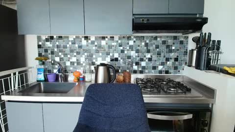 Snapshot of hollyshit_ chatting on 10-09-25, 09:13 hollyshit_ online show from 10-09-25, 09:13