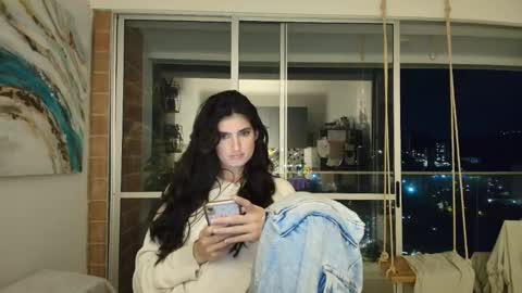 Snapshot of hollyshit_ chatting on 03-02-26, 12:35 hollyshit_ online show from 03-02-26, 12:35