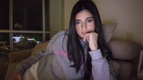 Snapshot of hollyshit_ chatting on 03-08-26, 02:04 hollyshit_ online show from 03-08-26, 02:04