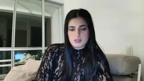 Snapshot of hollyshit_ chatting on 03-13-26, 12:28 hollyshit_ online show from 03-13-26, 12:28