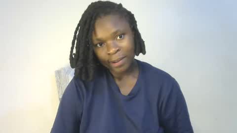 holy_ebony online show from 04-22-26, 04:30