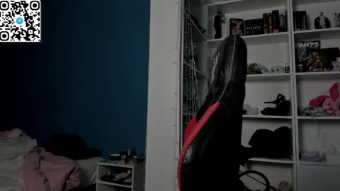 Snapshot of holy_mistresss chatting on 01-13-26, 10:53 holy_mistresss online show from 01-13-26, 10:53