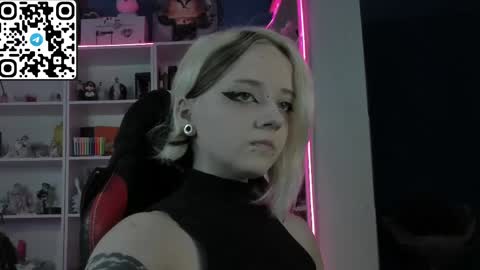 Snapshot of holy_mistresss chatting on 05-03-26, 08:09 holy_mistresss online show from 05-03-26, 08:09