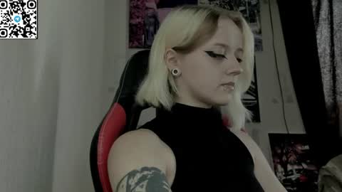 holy_mistresss online show from 07-12-26, 08:27