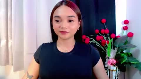 Snapshot of holy_shine chatting on 01-12-26, 05:40 Bella online show from 01-12-26, 05:40