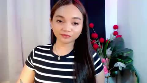 Snapshot of holy_shine chatting on 01-18-26, 05:33 Bella online show from 01-18-26, 05:33