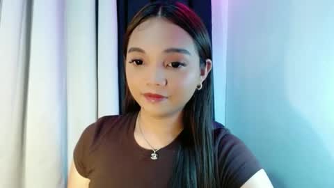 Snapshot of holy_shine chatting on 02-16-26, 04:41 Bella online show from 02-16-26, 04:41