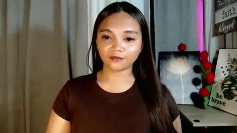 Snapshot of holy_shine chatting on 05-04-26, 10:06 Bella online show from 05-04-26, 10:06
