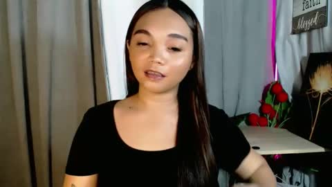 Snapshot of holy_shine chatting on 05-10-26, 07:08 Bella online show from 05-10-26, 07:08