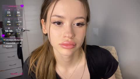 Snapshot of holybabe342 chatting on 12-20-24, 03:00 Vio online show from 12-20-24, 03:00