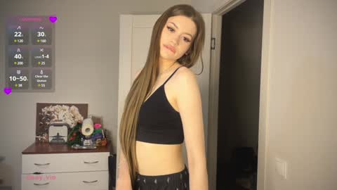 Snapshot of holybabe342 chatting on 01-17-25, 06:54 Vio online show from 01-17-25, 06:54