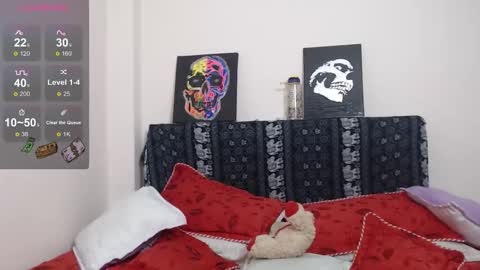 Snapshot of holydeath_1 chatting on 12-14-25, 12:05 Milena online show from 12-14-25, 12:05