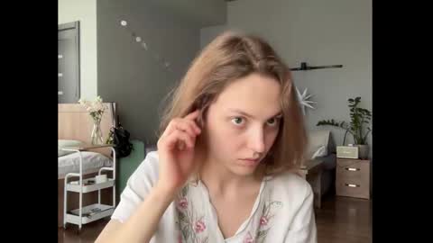 dori not holy get my tg channel with link from description under last photo online show from 10-29-25, 09:44