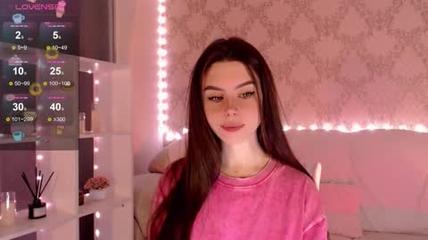 Mia online show from 10-09-25, 03:37