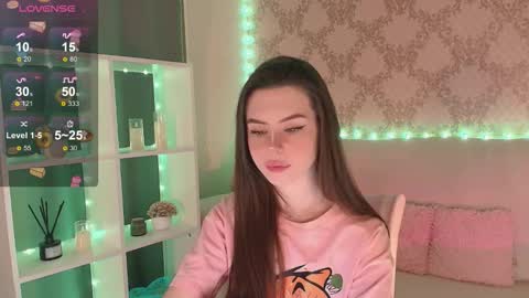 Mia online show from 02-03-26, 03:48