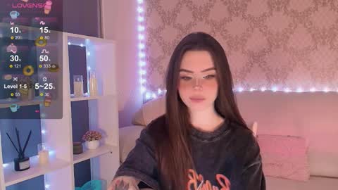 Mia online show from 02-21-26, 03:29