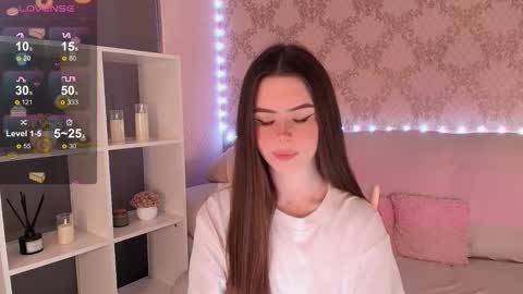 Mia online show from 03-21-26, 03:22