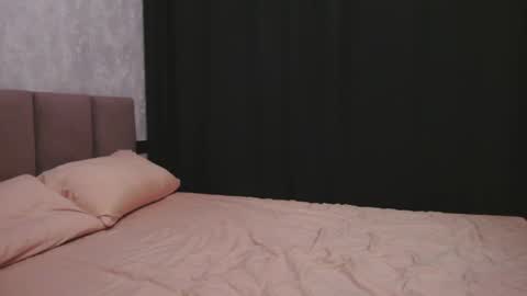 holysinner83 online show from 04-26-26, 02:15