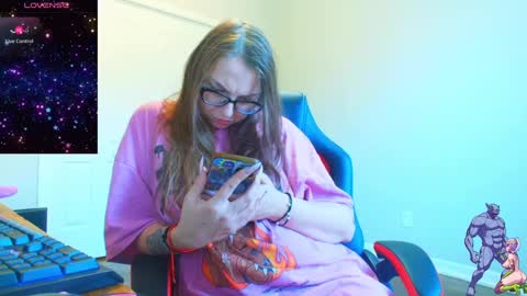 Snapshot of holyweed420 chatting on 12-17-24, 08:21 Viktoria online show from 12-17-24, 08:21
