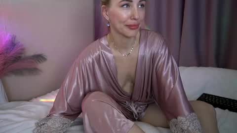 Vicky my another account here - desperate clit online show from 04-19-26, 05:34