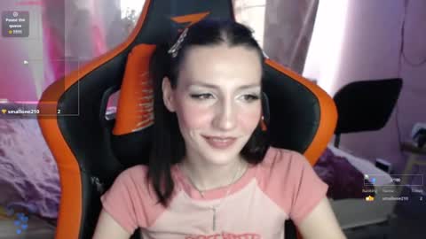 Snapshot of honblisss chatting on 06-20-26, 01:09 Kate online show from 06-20-26, 01:09