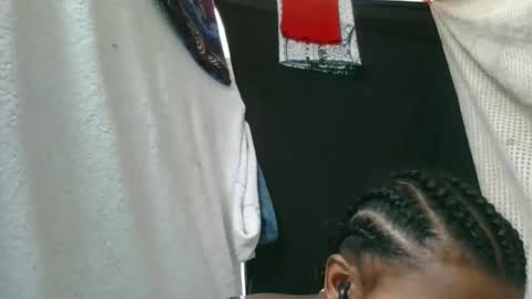 honeria98 online show from 02-20-26, 05:48