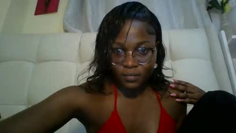 Snapshot of honevey chatting on 03-30-26, 06:20 Honevey online show from 03-30-26, 06:20