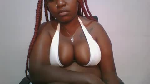 Snapshot of honey_beb chatting on 10-05-25, 06:28 honey_beb online show from 10-05-25, 06:28