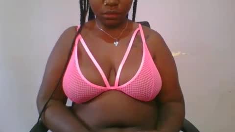 Snapshot of honey_beb chatting on 11-04-25, 08:57 honey_beb online show from 11-04-25, 08:57