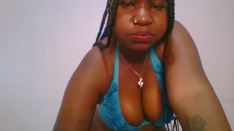 Snapshot of honey_beb chatting on 11-06-25, 05:19 honey_beb online show from 11-06-25, 05:19