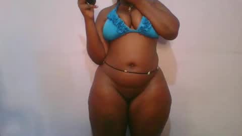 Snapshot of honey_beb chatting on 11-22-25, 06:23 honey_beb online show from 11-22-25, 06:23