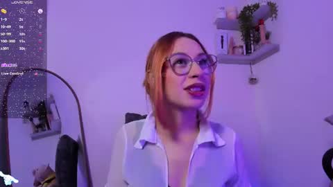 Snapshot of honey_bitee chatting on 07-31-26, 10:53 Hi Im Annie vic Your dreams came true online show from 07-31-26, 10:53
