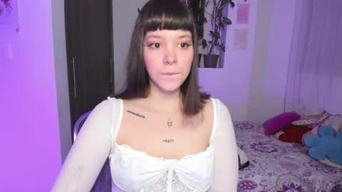 Snapshot of honey_hoe chatting on 01-03-25, 02:10 Lau online show from 01-03-25, 02:10