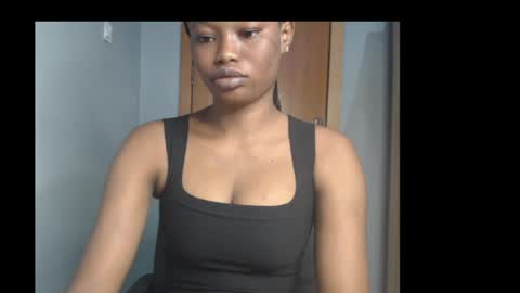 Sonia online show from 03-22-26, 01:36