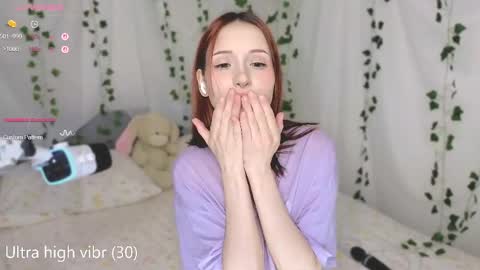 Snapshot of honey_letty chatting on 03-22-26, 03:21 LETTY online show from 03-22-26, 03:21