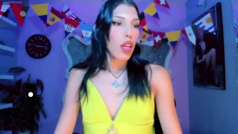 honey_moontsts online show from 06-11-26, 12:25