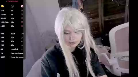 Snapshot of honeyapplealaska chatting on 10-20-25, 10:32 Honey Apple Alaska online show from 10-20-25, 10:32