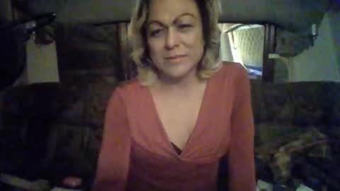 honeybfly99 online show from 02-15-25, 12:11