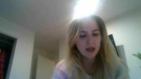 Snapshot of honeyblakex chatting on 06-30-26, 05:08 honeyblakex online show from 06-30-26, 05:08