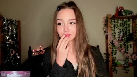 Masha online show from 05-18-26, 01:06