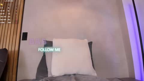 Sofia independent model online show from 02-22-25, 11:24